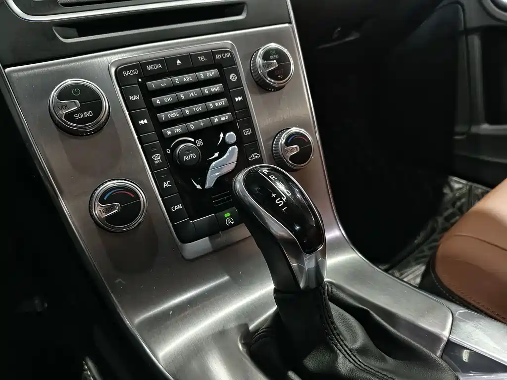 Volvo S60 2019 S60L T5