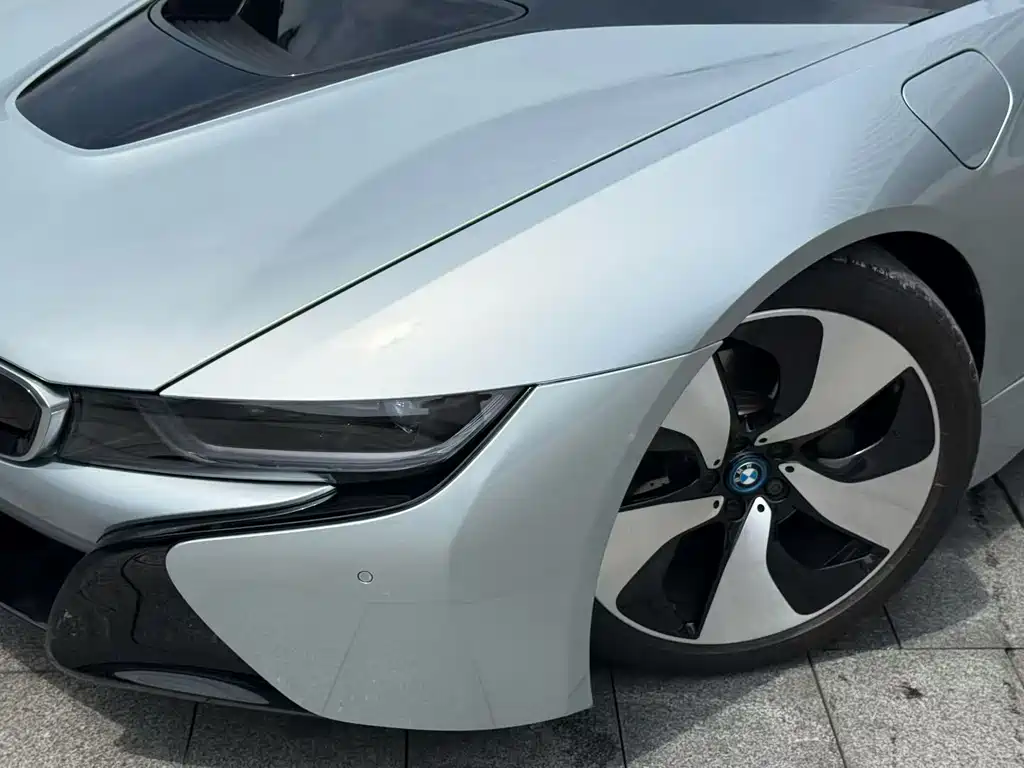 BMW i8 — миниатюра 4