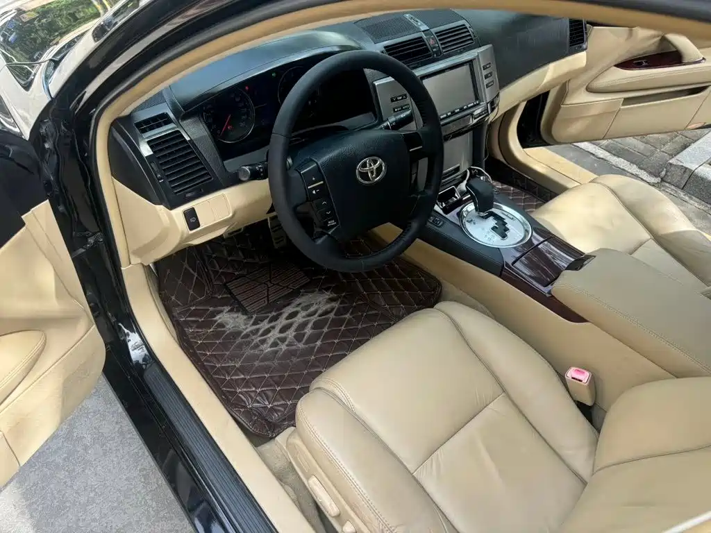 Toyota Reiz — миниатюра 7