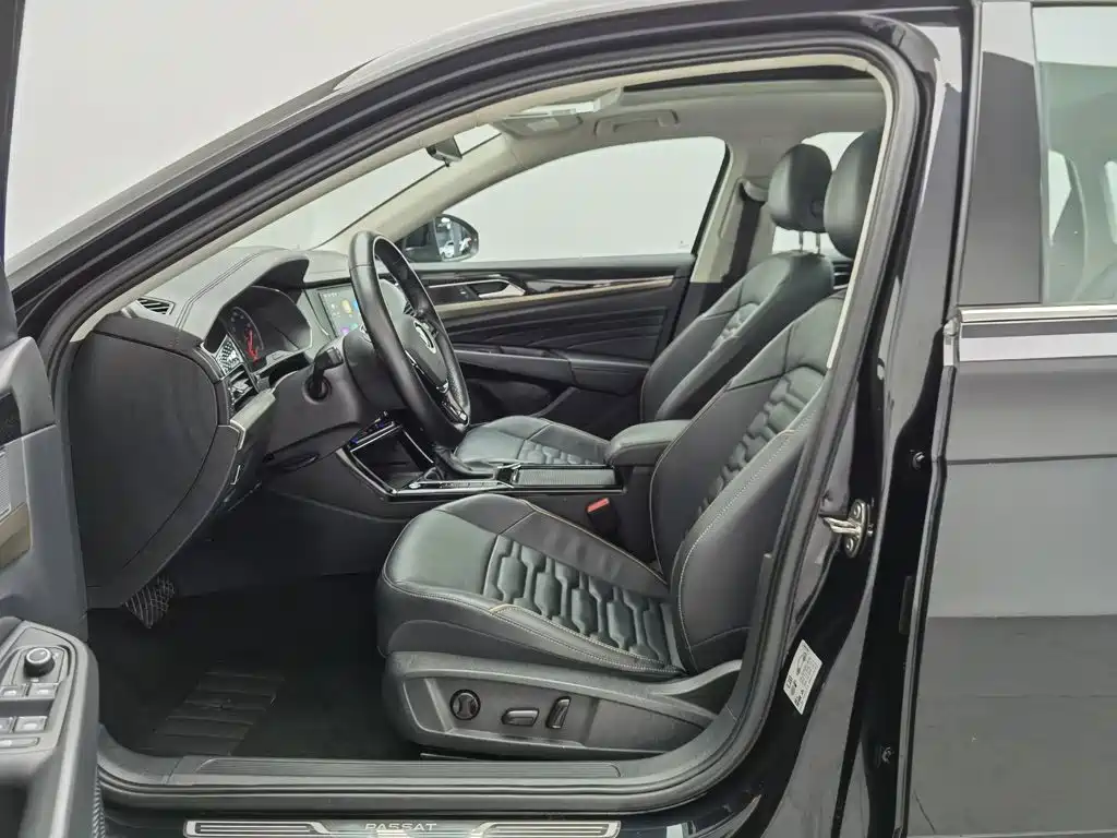 Volkswagen Passat — миниатюра 10
