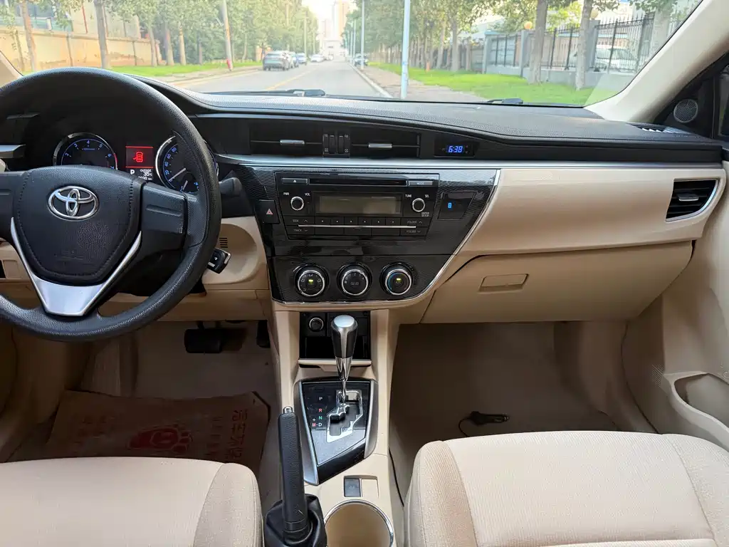 Toyota Corolla — миниатюра 7