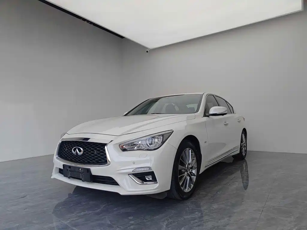 Infiniti Q50L 2020