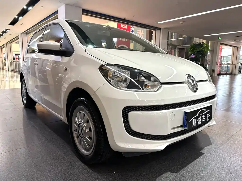 Volkswagen up! — миниатюра 3