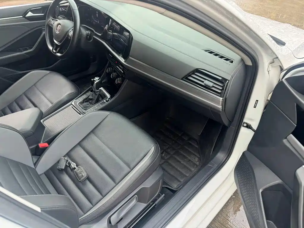 Volkswagen Sagitar — миниатюра 8