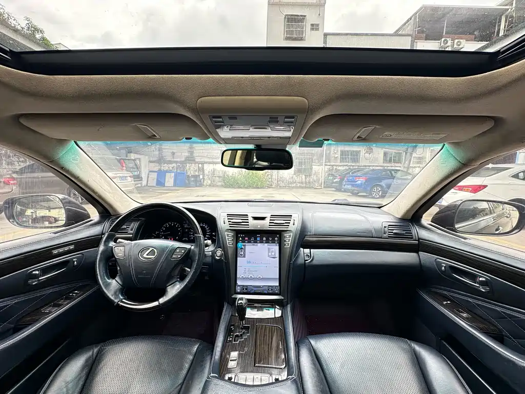 Lexus LS 2006 460L Luxury