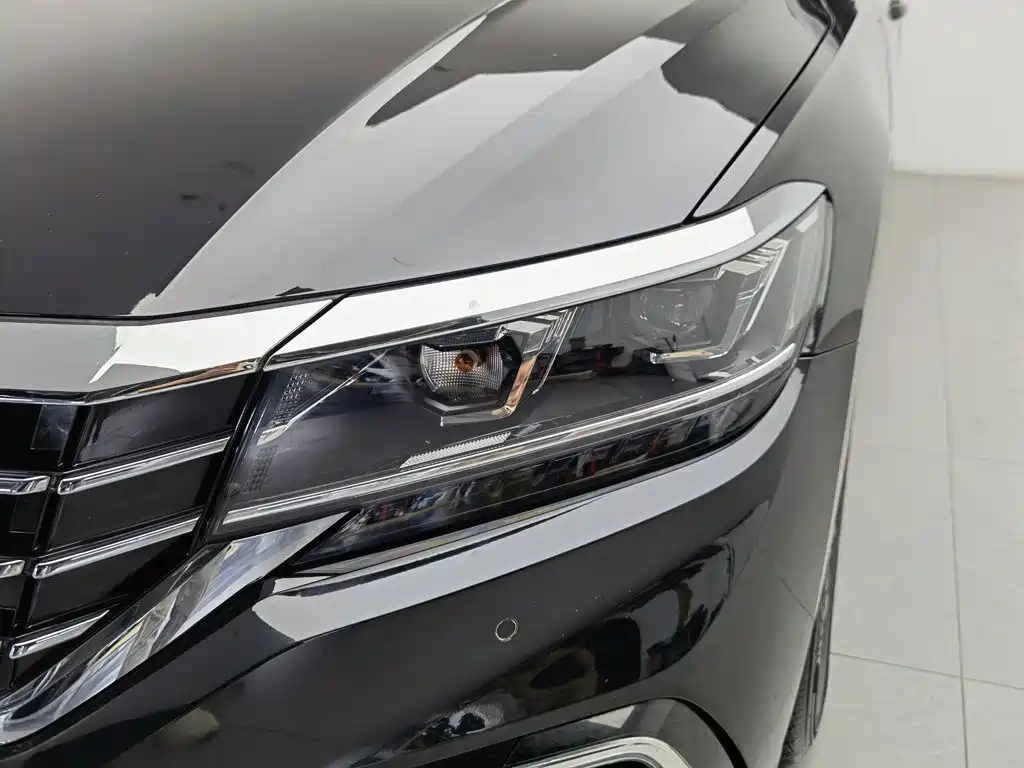 Volkswagen Passat — миниатюра 7