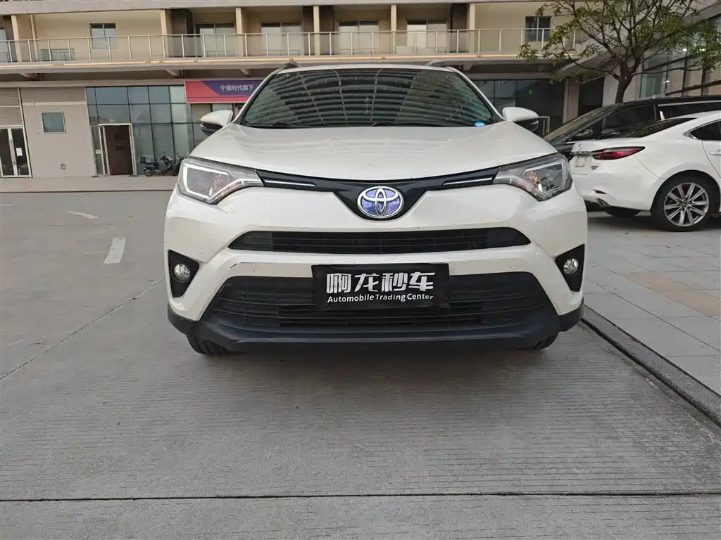 Toyota RAV4 2016 2.0L CVT V