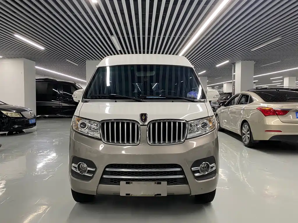 Jinbei Hiace X30L — миниатюра 2