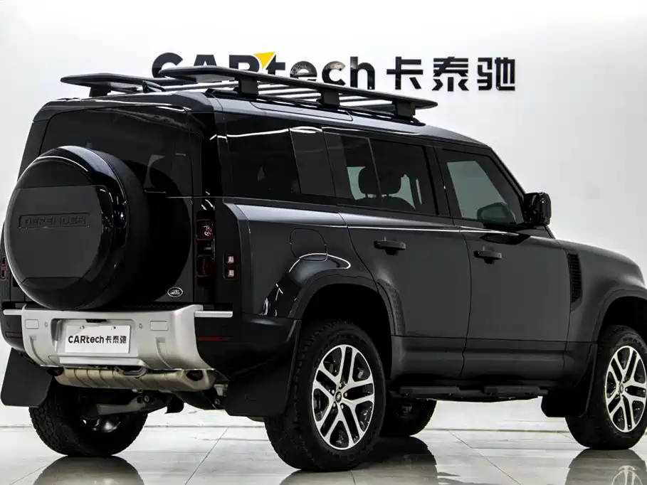 Land Rover Land Rover Defender 2025 110 3.0T P400