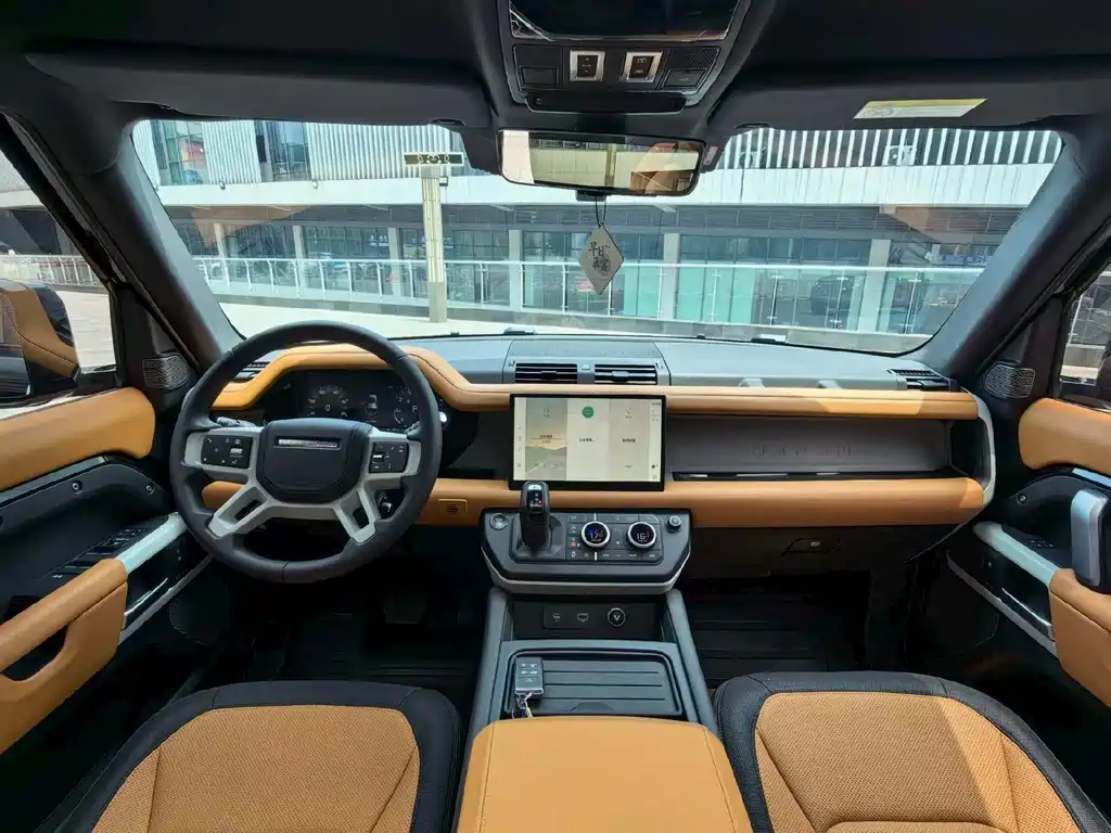 Land Rover Land Rover Defender 2024 110 3.0T P400 X-DYNAMIC HSE