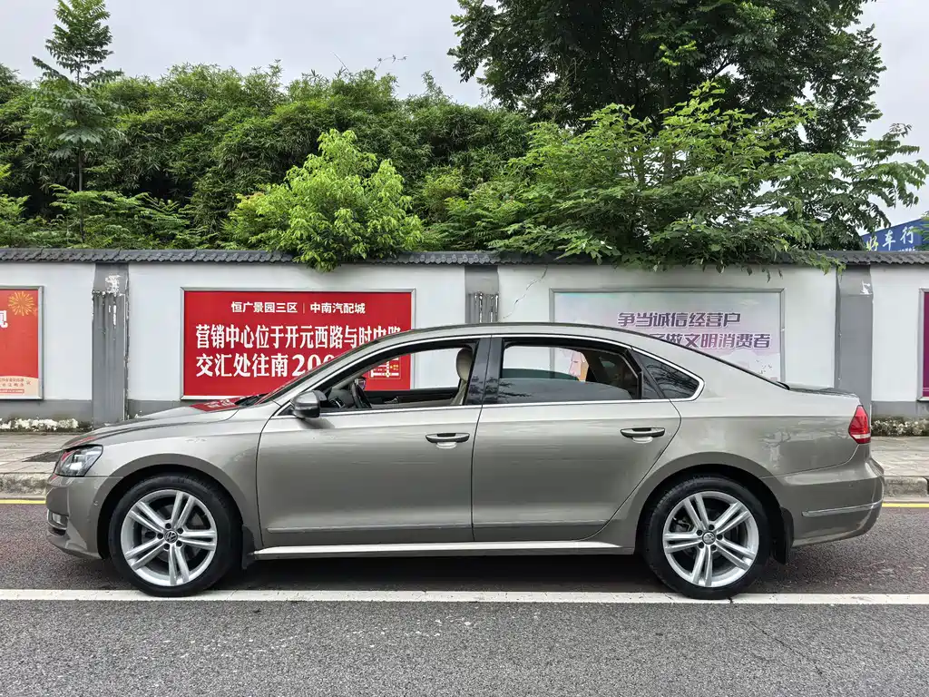 Volkswagen Passat 2013 2.0TSI DSG