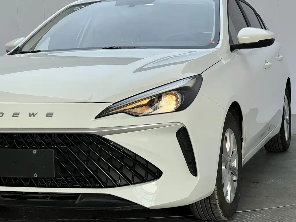 Roewe i5 — миниатюра 4