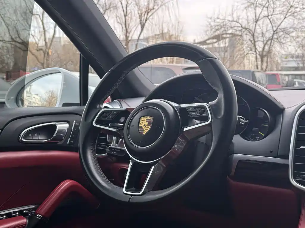 PORSCHE CAYENNE NEW ENERGY