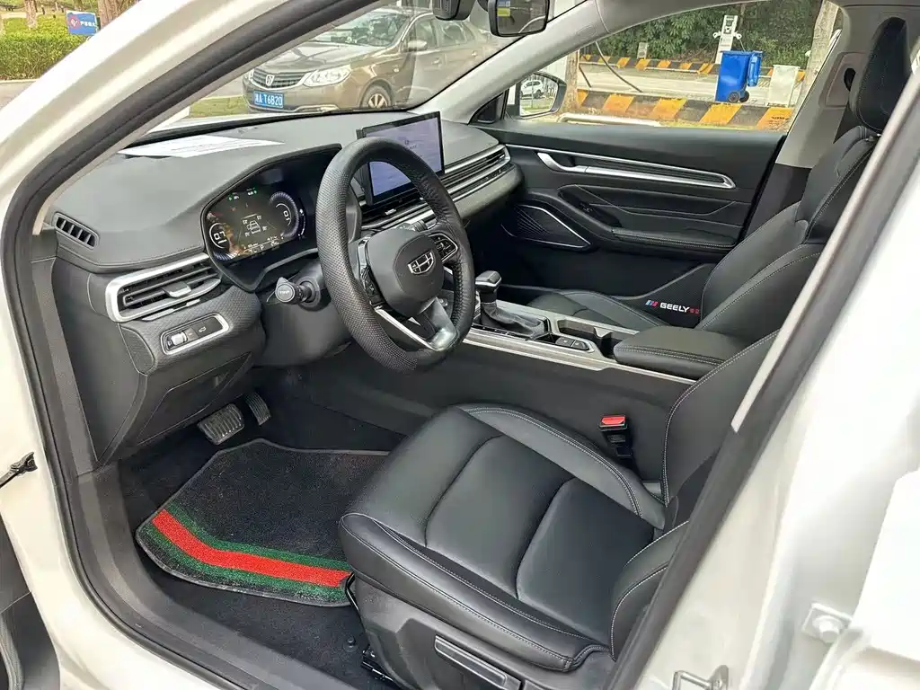 Geely Emgrand — миниатюра 5