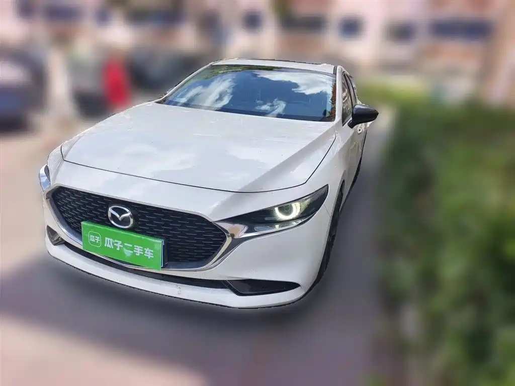 Mazda 3 Axela 2023