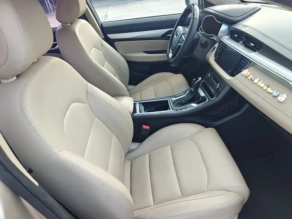 Geely Emgrand - фото 7