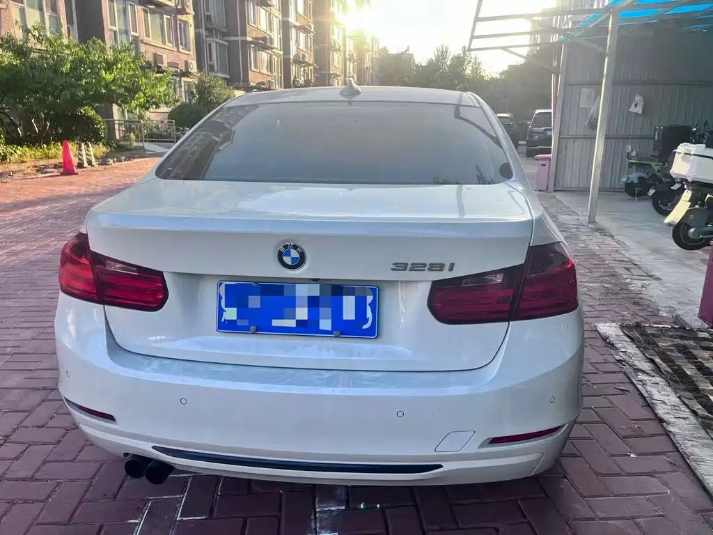 BMW 3 Series — миниатюра 5