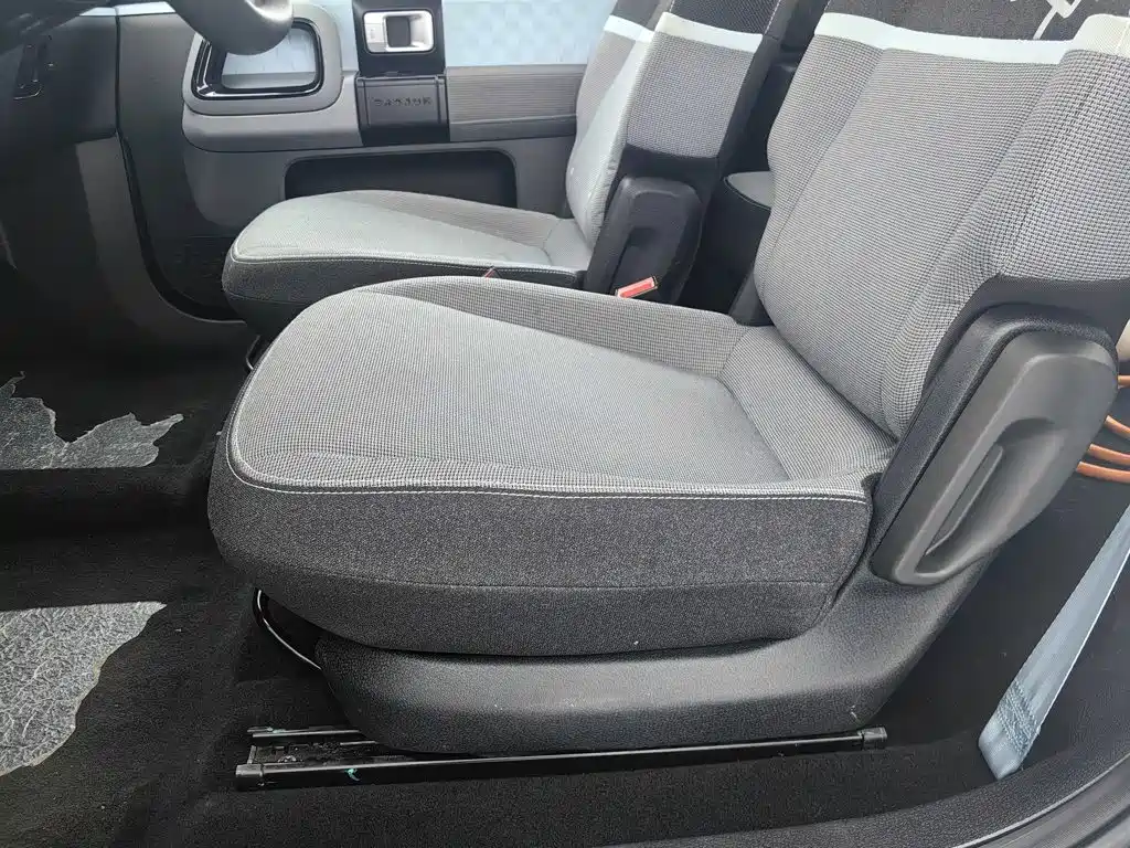 Baojun E300 — миниатюра 20