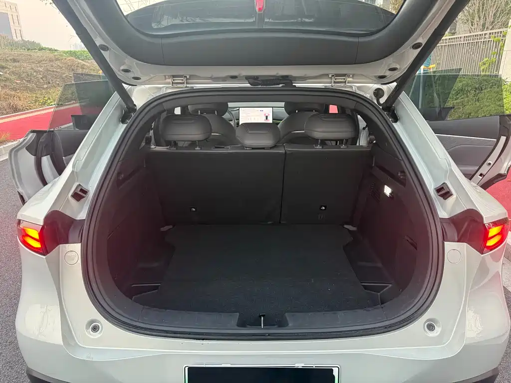 Changan Deepal DARK BLUE S05