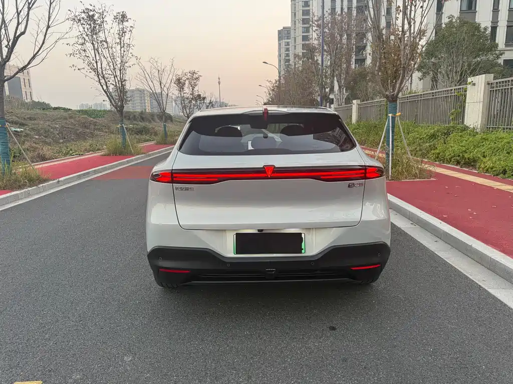 Changan Deepal DARK BLUE S05