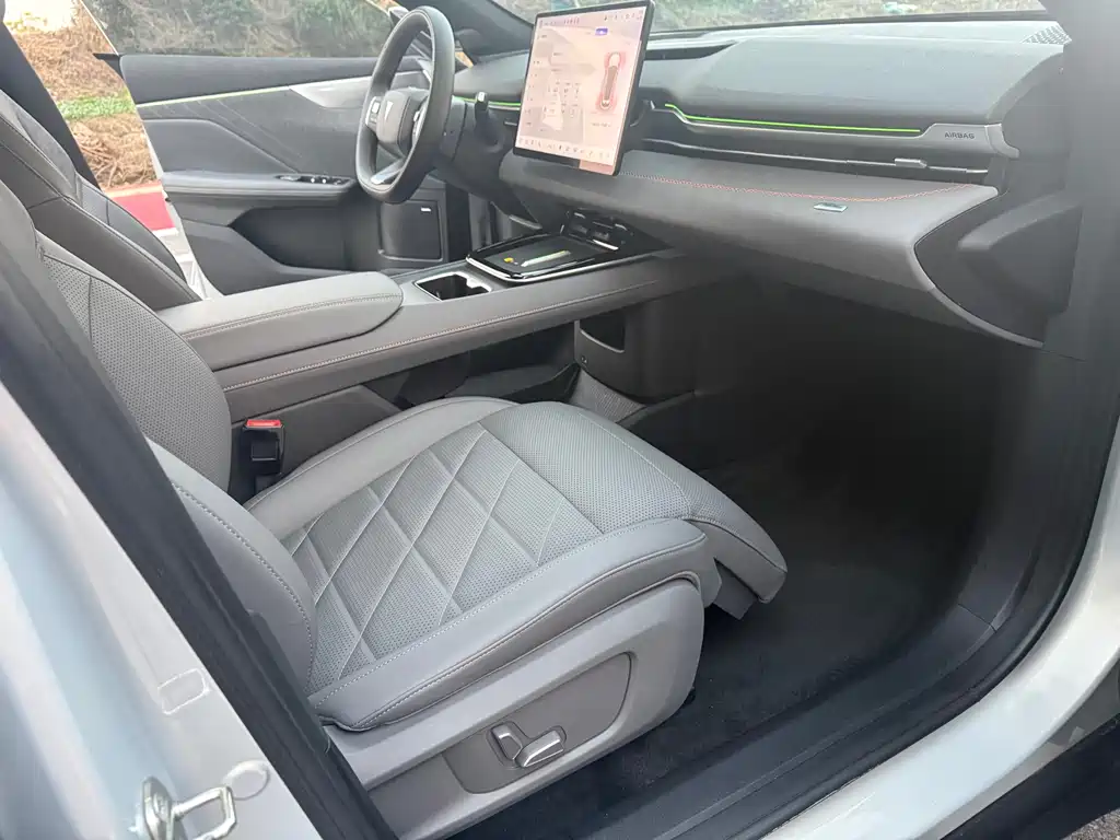 Changan Deepal DARK BLUE S05