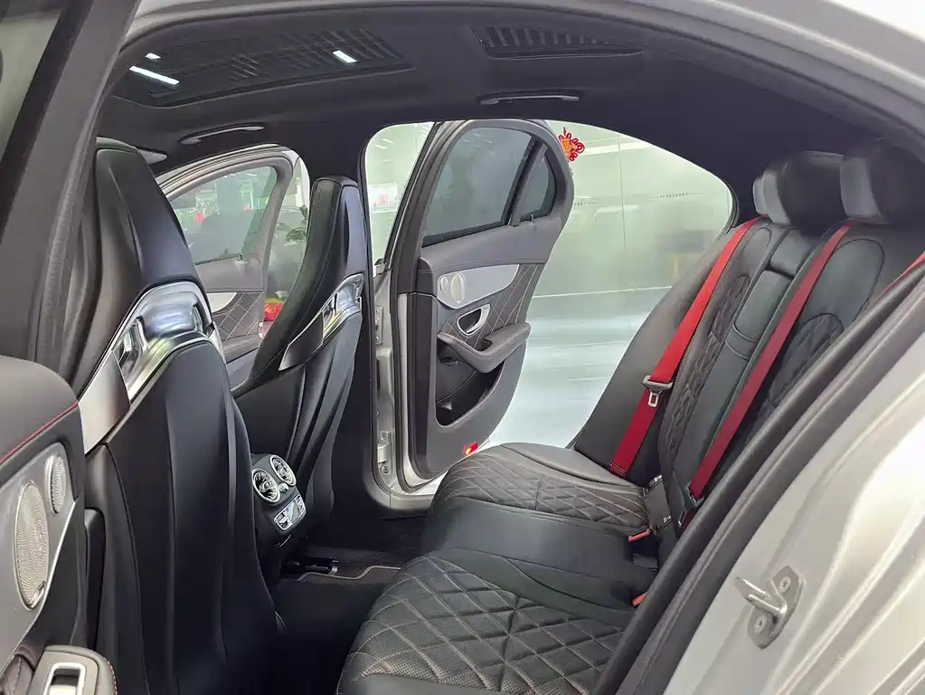 MERCEDES-BENZ C CLASS AMG