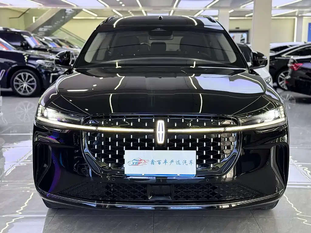 Lincoln Nautilus 2023 2.0T