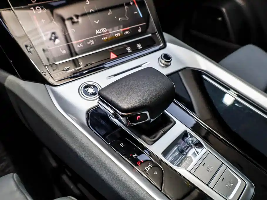 Audi Q6 — миниатюра 18