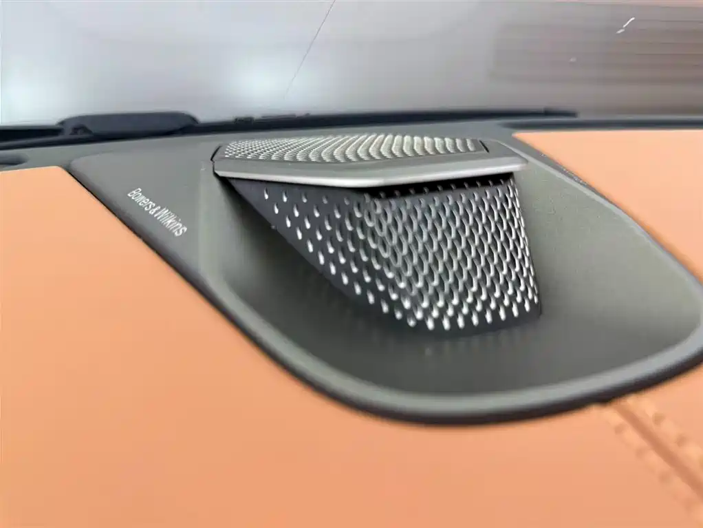 Aston Martin DB12 2023 4.0T V8 Volante