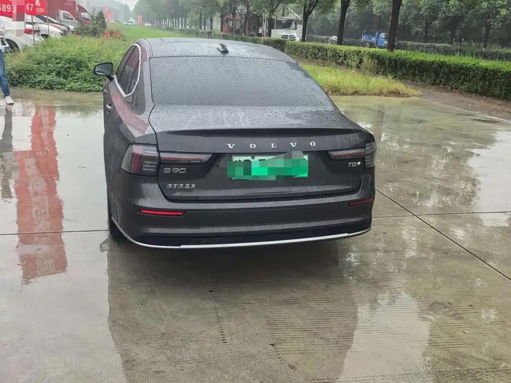 Volvo S90 PHEV — миниатюра 4