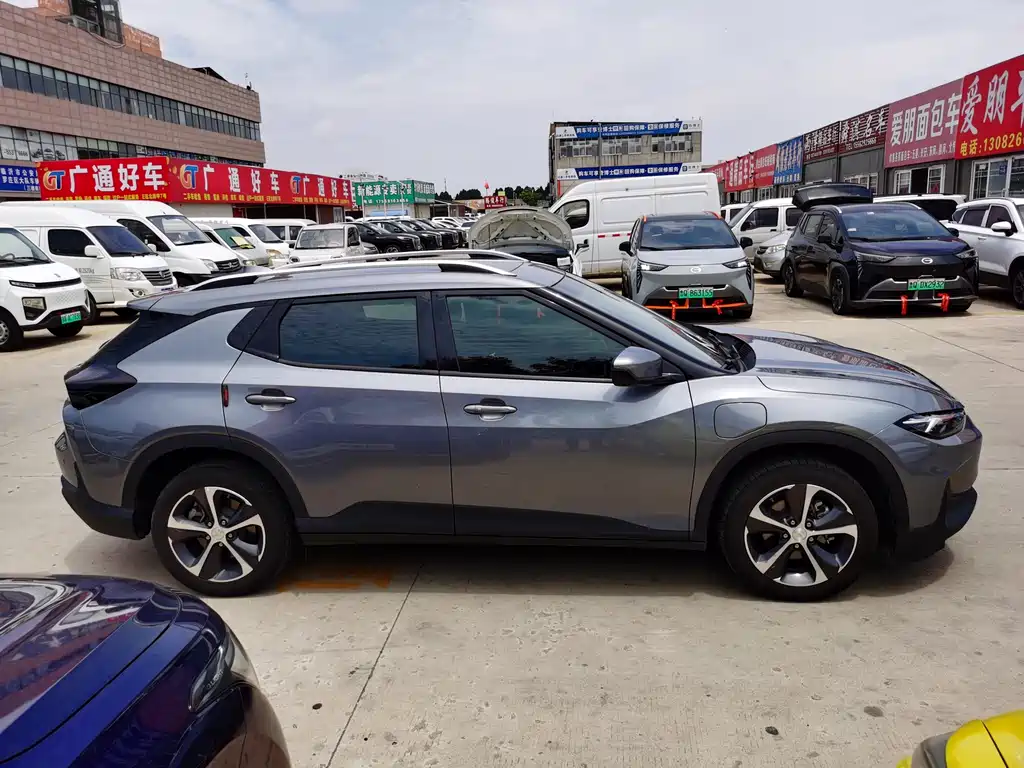 Chevrolet Menlo — миниатюра 5