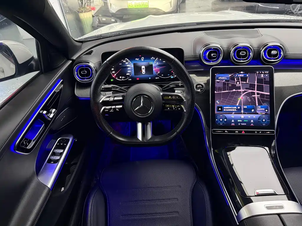 Mercedes-Benz C-Class — миниатюра 10