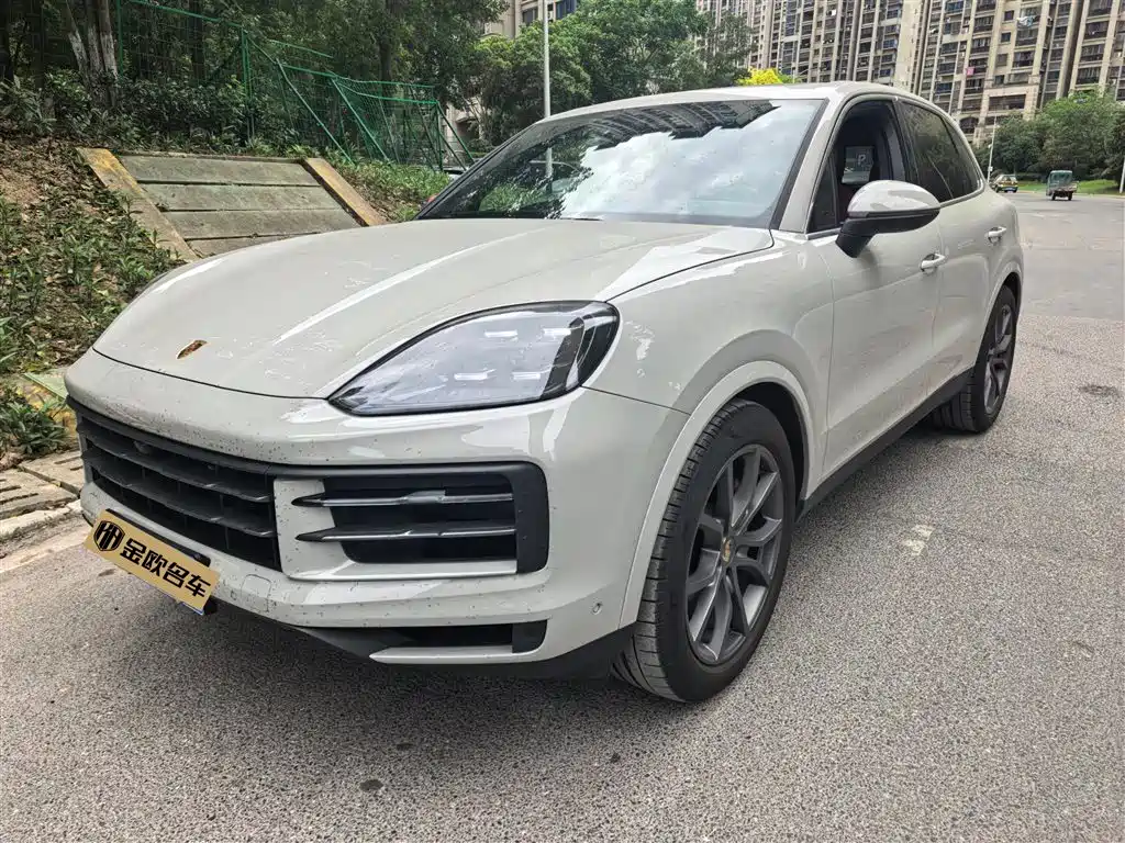 Porsche Cayenne 2024