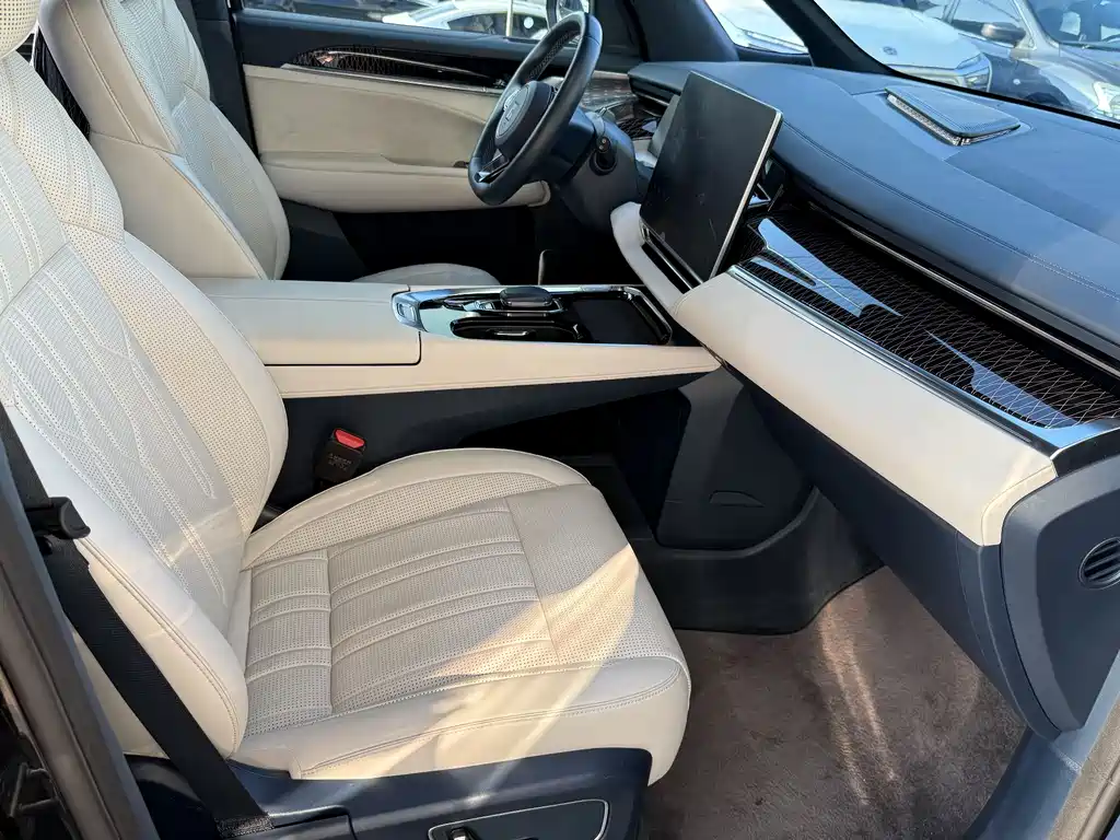 ZEEKR EXTREME KRYPTON 009