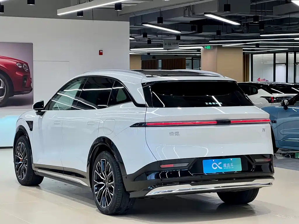 ZEEKR EXTREME KRYPTON 7X