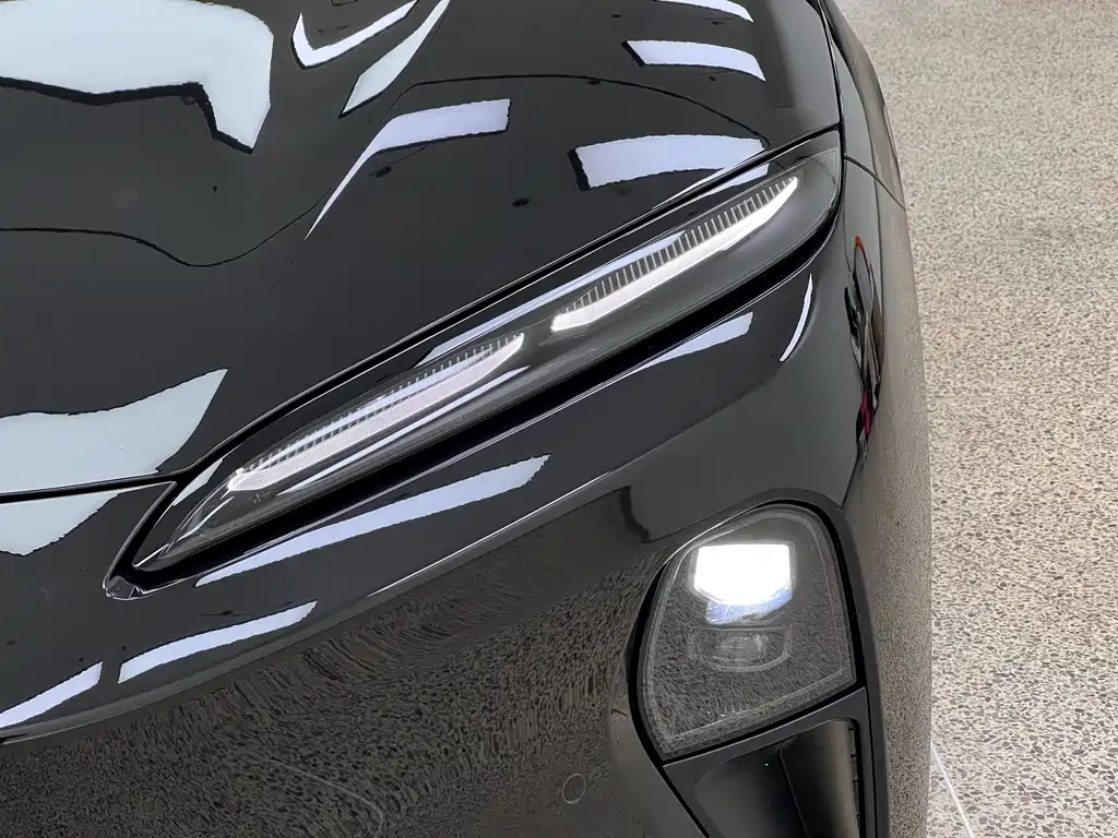 NIO ET5T — миниатюра 8
