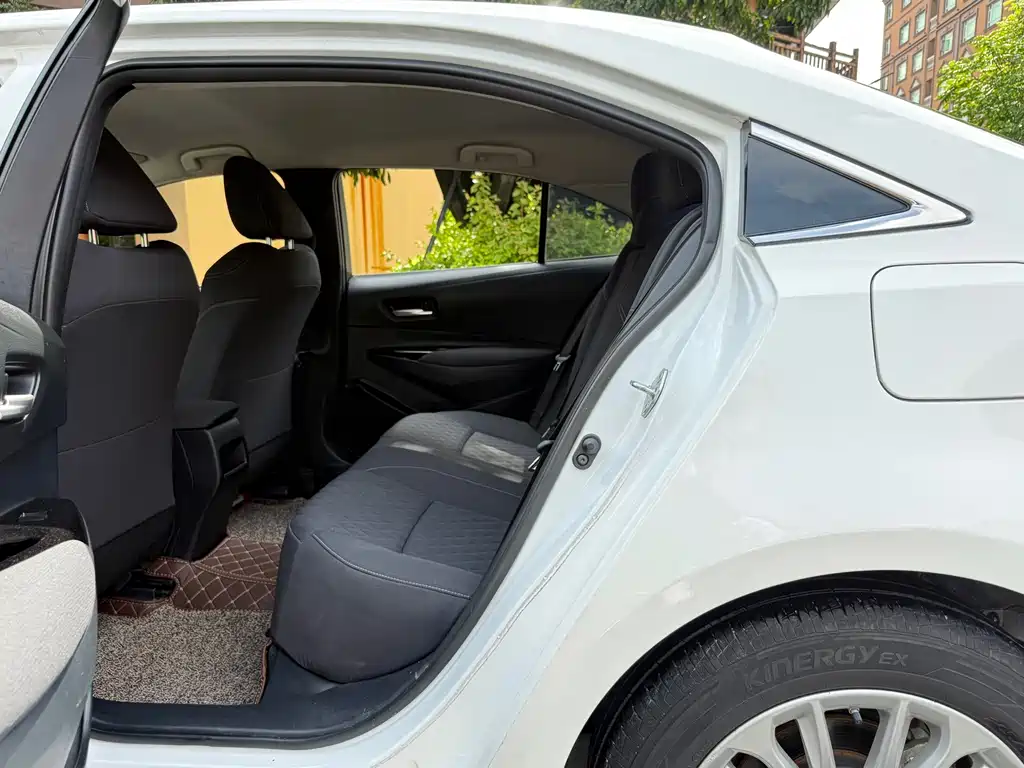 Toyota Allion — миниатюра 7