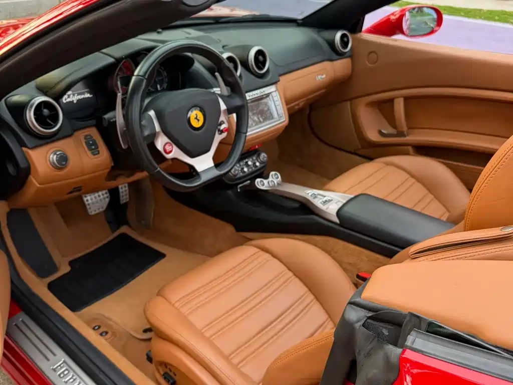 Ferrari California T 2012 4.3L