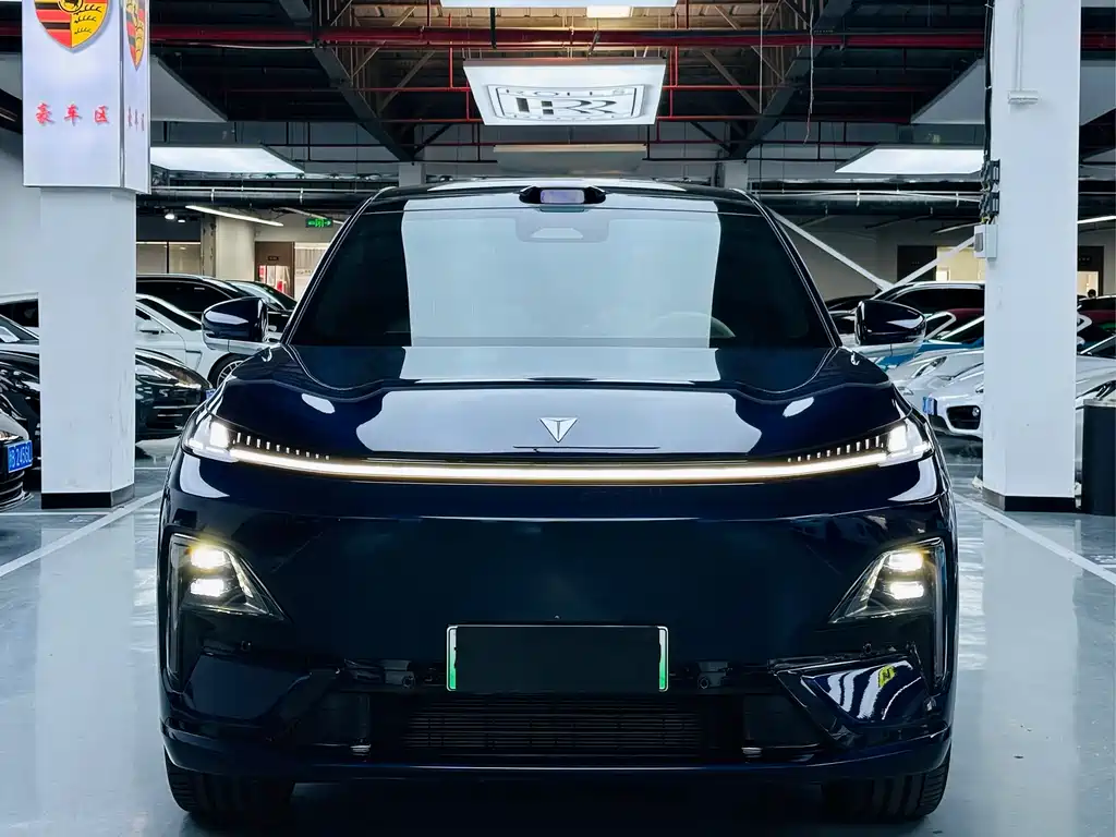 Changan Deepal DARK BLUE S09