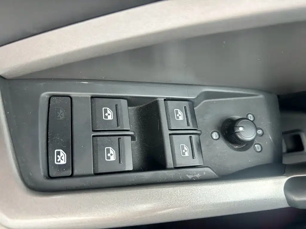 Audi Q3 Sportback 35 TFSI Progressive Type, фото 11
