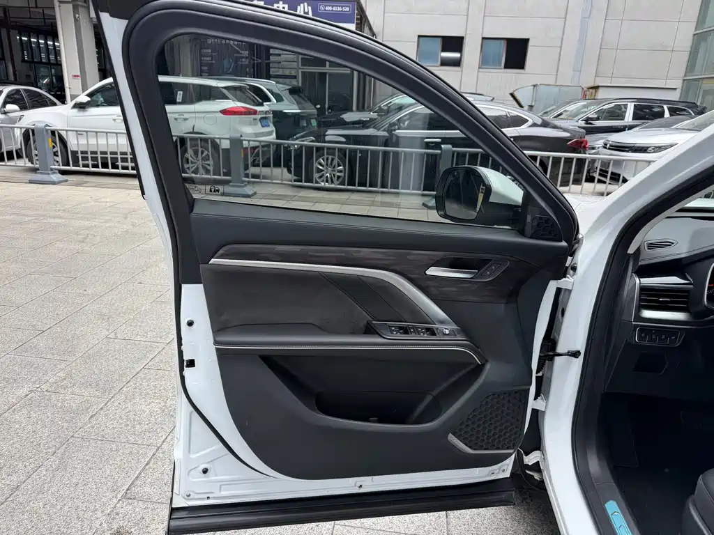 Haval H6 2023 1.5T AT