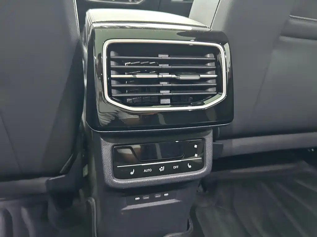 Volkswagen ID.6 Crozz — миниатюра 15