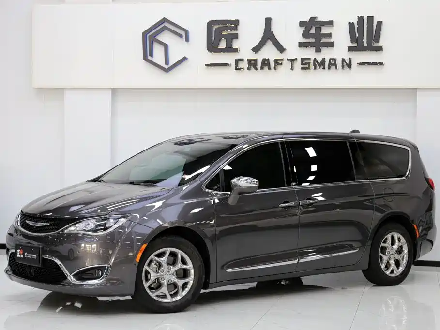 Chrysler Grand Voyager (Import) — миниатюра 3