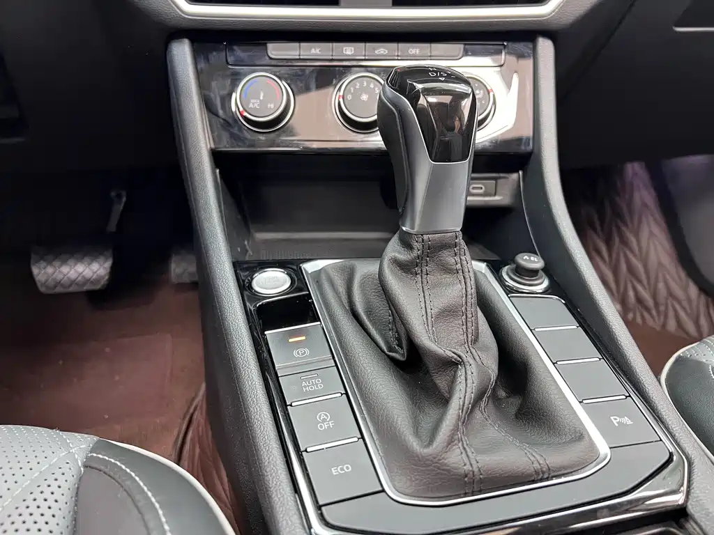 Volkswagen Sagitar — миниатюра 18