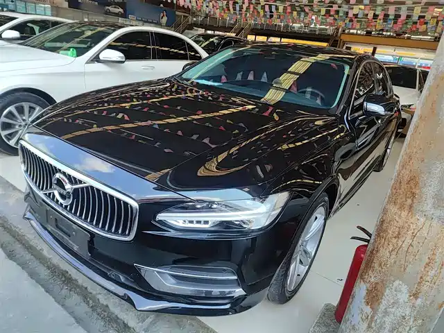 VOLVO  S90 2019