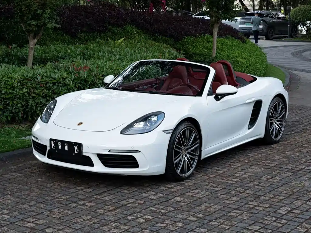 Porsche 718 2016