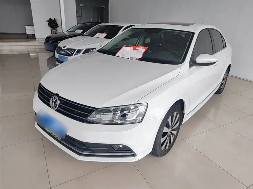 Volkswagen Sagitar 2018