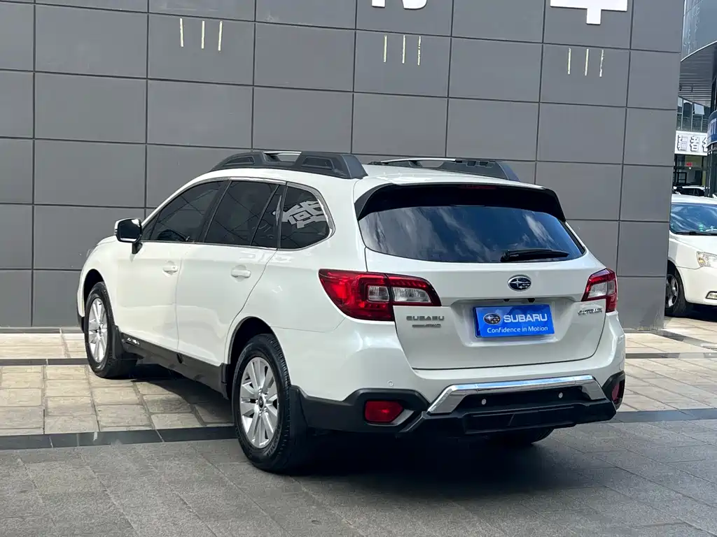 Subaru Outback 2017 2.5i Luxury