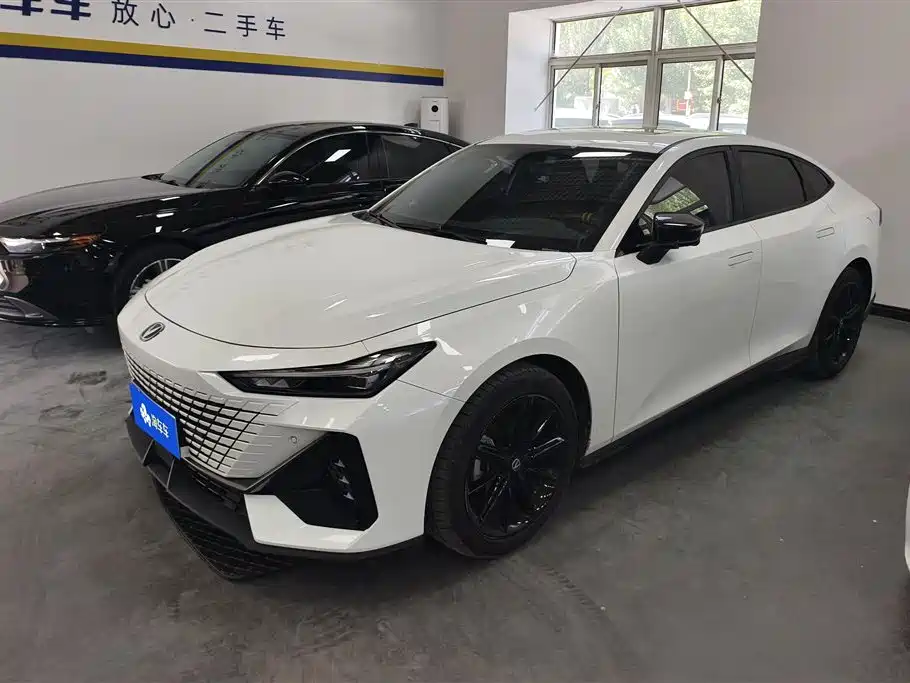 Changan UNI-V 2023