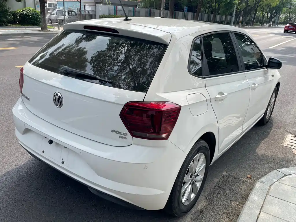 Volkswagen Polo 2021 Plus 1.5L AT